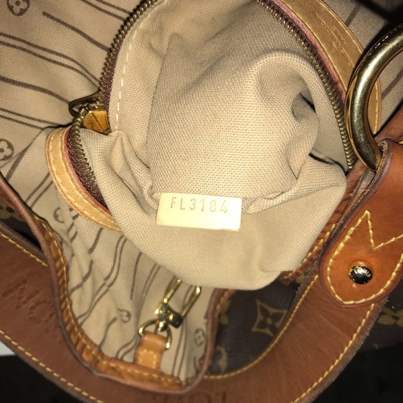 Louie Vuitton delightful - Picture 2 of 8